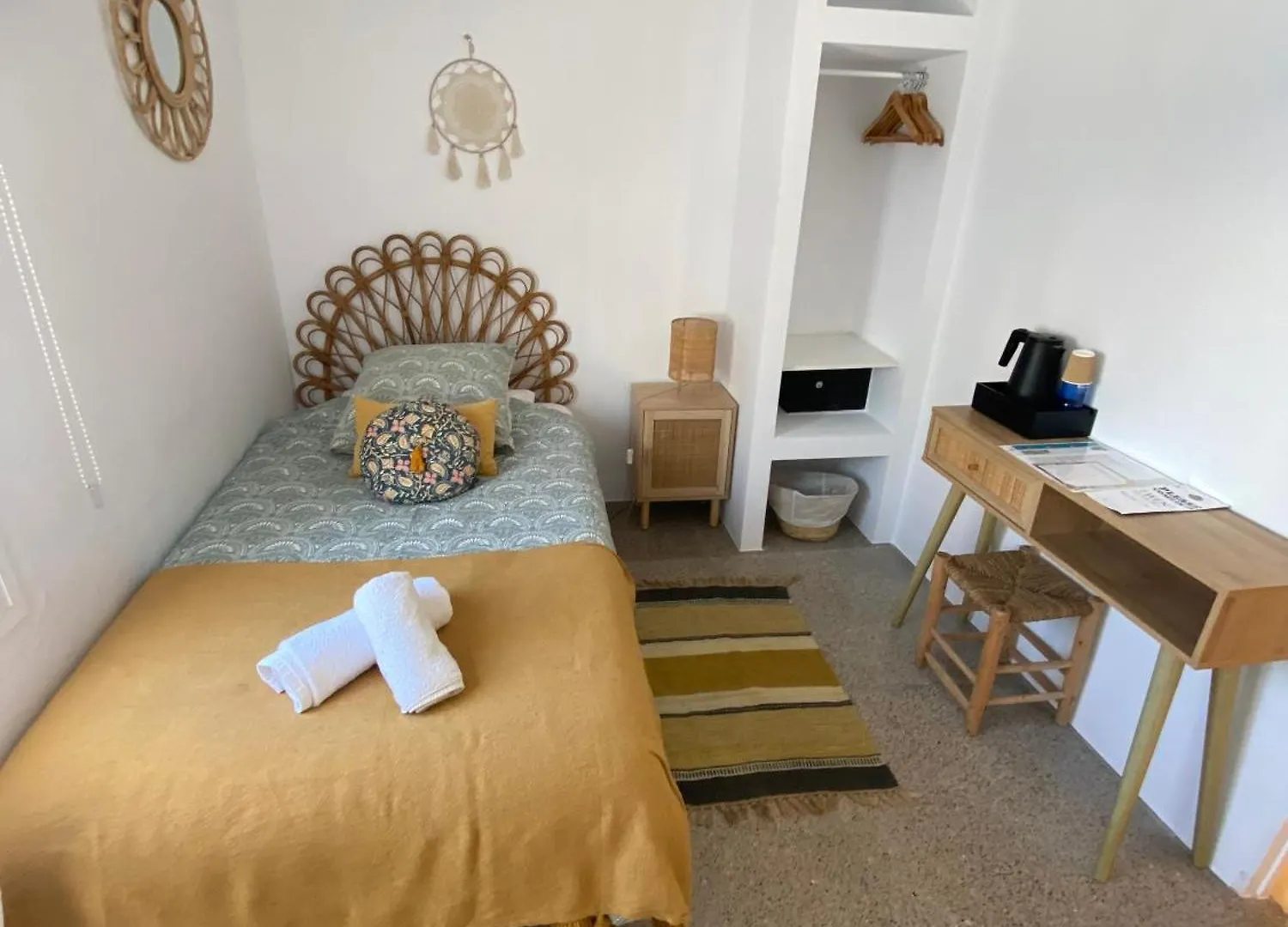 La Bohemia Del Rio Boutique Hotel - Adults Only Santa Eulària des Riu 2*,  Spanien